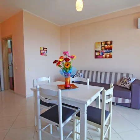 Seaview Modern Apartament